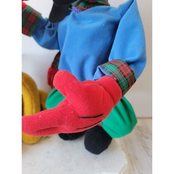 Santa's best goofy Pluto snowball fight animated motionette Xmas decor - Picture 10 of 16